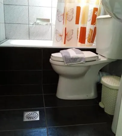D. Beloni Aparthotel *